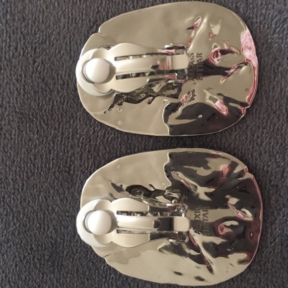 Alexis Bittar Encrusted Rocky Disc Clip On Earrings - Picture 2 of 5